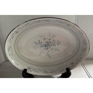 Noritake  Carolyn 2693 Vegetable Serving Bowl  9 1/2" Oval Platinum Trim Vintage
